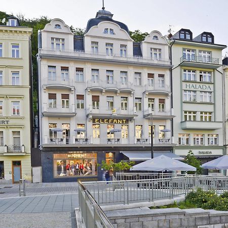 Ea Hotel Elefant Karlsbad Buitenkant foto